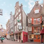 Rembrandt Studio's Quarto em Acomodações Particulares